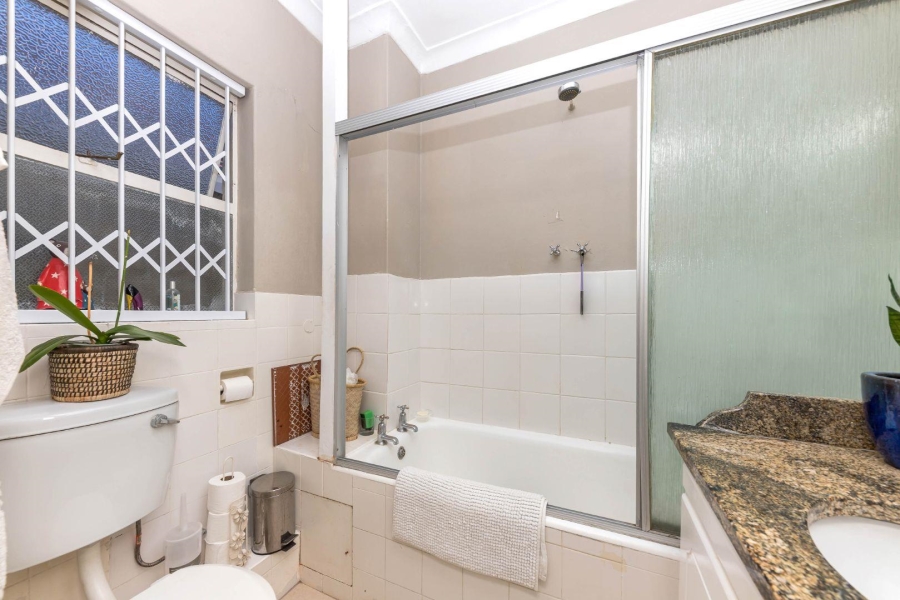 2 Bedroom Property for Sale in Green Point Western Cape